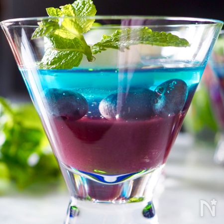 ふるふるひんやり ブルーベリーのキラキラゼリー By 道添明子 あーぴん レシピサイト Nadia ナディア プロの料理家のおいしいレシピ