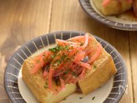 切って焼くだけ作業時間３分！『厚揚げのたこ焼き風』