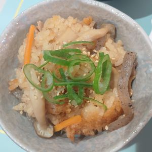 milkの作ってみた!投稿(エリンギと糸こんにゃくのヘルシー炊き込みごはん)