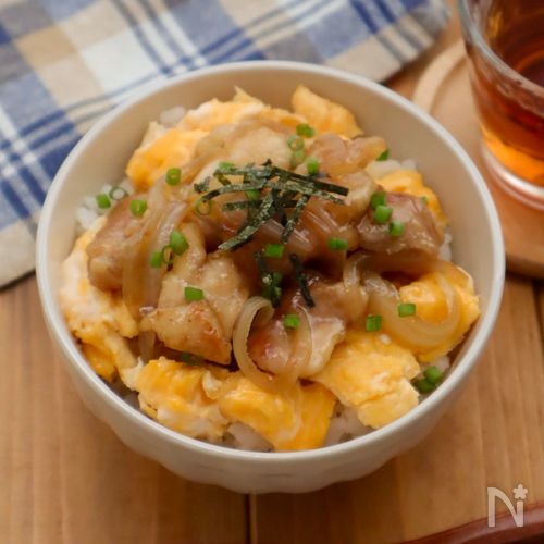家族みんながよろこぶ♪ふわとろ鶏たま丼