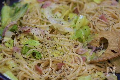 塩昆布が決め手 春キャベツとベーコンのバターポン酢パスタ By yuu レシピサイト Nadia ナディア プロの料理家のおいしいレシピ 塩昆布が決め手 春キャベツとベーコンのバターポン酢パスタ By yuu レシピサイト Nadia ナディア プロの料理家のおいしいレシピ