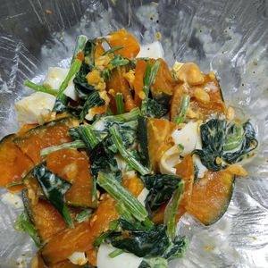 鶏皮坊主の作ってみた!投稿(レンジで簡単！【かぼちゃとほうれん草のデリ風サラダ】)