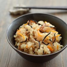 簡単に味が決まる!炊込みおこわ