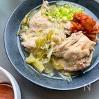 スタミナ！ひと皿で大満足【骨付きチキンの参鶏湯】