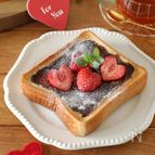 いちごとチョコレートのキッシュトースト