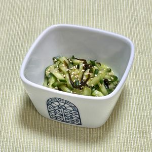 キャピタンの作ってみた!投稿(きゅうりと塩昆布のシャキシャキサラダ)