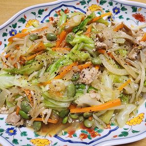 ナムディの作ってみた!投稿(お弁当屋さんの肉野菜炒め【#ほっと◯っと風 #野菜たっぷり】)