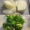 【鶏肉と玉ねぎピーマンのチリソース炒め】ボリュームおかず♪の下準備