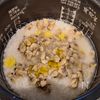 春を味わう♪あさりと菜の花の洋風炊き込みごはんの工程1