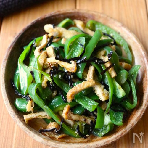 レンジで5分!【ピーマンと油揚げの胡麻塩昆布和え】