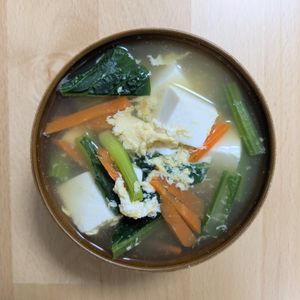 ゆいの作ってみた!投稿(【コンソメ醤油の具沢山たまごスープ】満足感◎やさしい味わい♪)