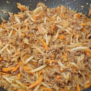 ぽんちゃんの作ってみた!投稿(最高に美味しい♪キンパ風混ぜごはん)