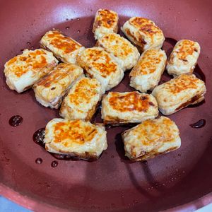 ハムの作ってみた!投稿(子どもウケ最強♪ちくわつくねの照り焼き)