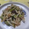コスモスの作ってみた!投稿(レンジで【きゅうりともやしのピリ辛ごまナムル】止まらん旨さ♡)