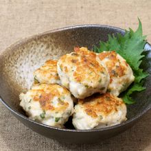 しそとしょうがの塩つくね焼き
