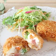 サクサクとろ~り♪冬野菜のクラムチャウダーコロッケ