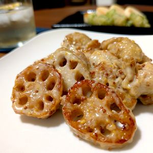 もっちの作ってみた!投稿(【とりマヨ蓮根】ヤバいほど旨い!やみつき節約おかず♡)