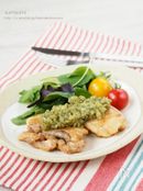 照り焼きチキンステーキのバジたまソースのせ