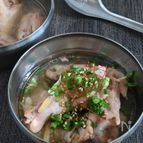お肉ホロホロ♪加熱は炊飯器にお任せ！鶏のうま味凝縮スープ