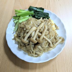 ゆいの作ってみた!投稿(【きのこあんの豆腐ステーキ】節約食材で満足副菜♪)