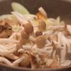 旨みたっぷり!鶏肉ときのこの甘辛バター炒めの工程3