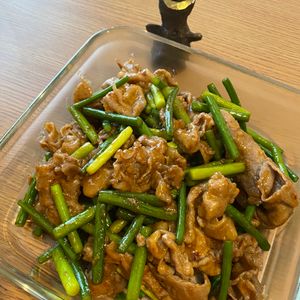 1345910の作ってみた!投稿(スタミナ満点！！豚こまとにんにくの芽のピリ辛味噌炒め)