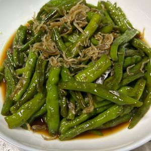あられちゃんの作ってみた!投稿(ひもとうがらしとちりめんじゃこの炒め物)