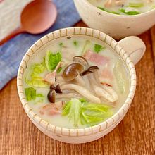 ほっこり♩白菜とベーコンのミルクスープ