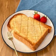 食べたい時にすぐ作れる!【即席メロンパン風トースト】