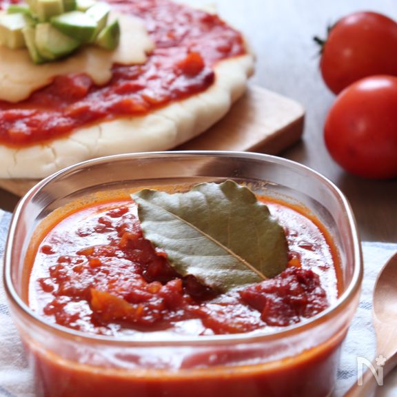 パスタにもピザにもお肉にも使えるトマトソース