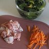 こく旨！ご飯がすすむ【鶏肉とほうれん草の味噌マヨ炒め】の工程1