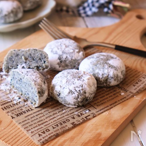 バレンタインに！黒ごまスノーボール