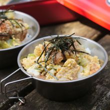 揚げ麩の卵とじ丼