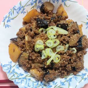 milkの作ってみた!投稿(【ご飯おかわり♡】ひき肉とじゃがいも茄子のごま味噌炒め)
