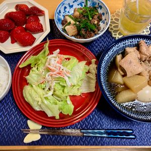 たぁプーの作ってみた!投稿(抱えていける！レタスとカニカマのサラダ)