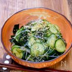 さっぱりと「ワカメときゅうりの春雨サラダ」