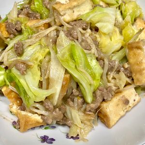 705の作ってみた!投稿(ご飯もお酒もすすむ♪『春キャベツと厚揚げのしょうが味噌炒め』)