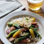 魚肉ソーセージとオクラのチャンプル