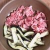 【豚こまナスのごま味噌にんにく炒め】とろじゅわ〜♡食欲そそるの工程2