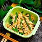 【旬の野菜とタンパク質!!】いんげんとチキンのごま和え