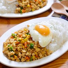 身近な食材・調味料で作る♪『節約☆豆腐と鶏ひき肉のガパオ風』