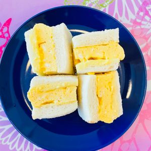 ちひろの作ってみた!投稿(【ずぼら喫茶の厚焼き玉子サンド】タッパーでレンチンするだけ)