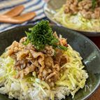 キャベツと大葉たっぷり《さっぱり♡スタミナ味噌豚丼》