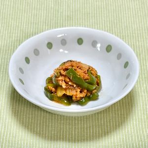 キャピタンの作ってみた!投稿(お手軽でめっちゃ美味しい組み合わせ♡ピーマンのキムチツナ炒め)
