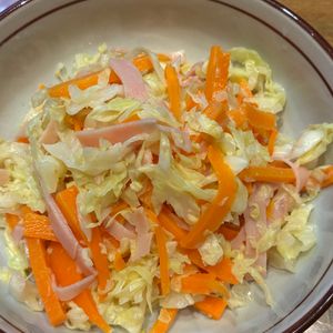 くだもの大好き🧡の作ってみた!投稿(【秒でなくなる副菜】野菜が余ってたらコレ！絶品コールスロー)