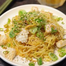 ビールがすすむ！【イカとネギの和風にんにく焼きそば】