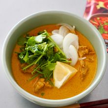 ココナッツ香るタイ風カレーラーメン