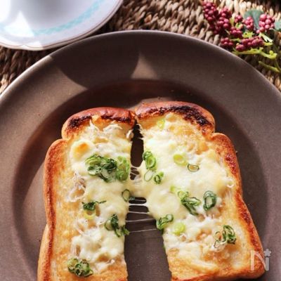 冷凍保存可能♡チーズとしらすのねぎ醤油冷凍作りおきトースト