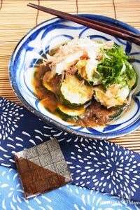 ズッキーニの焼きびたし　香味野菜添え