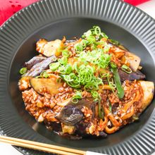 竹輪を入れるだけで超絶品☆家族がうなる激ウマ麻婆茄子
